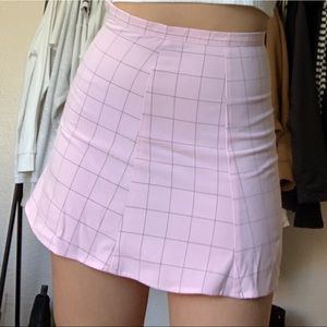 pink mini skirt
